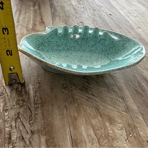 California Original Turquoise Speckled Ashtray Freeform Shape 608T Mark MCM - Picture 7 of 8